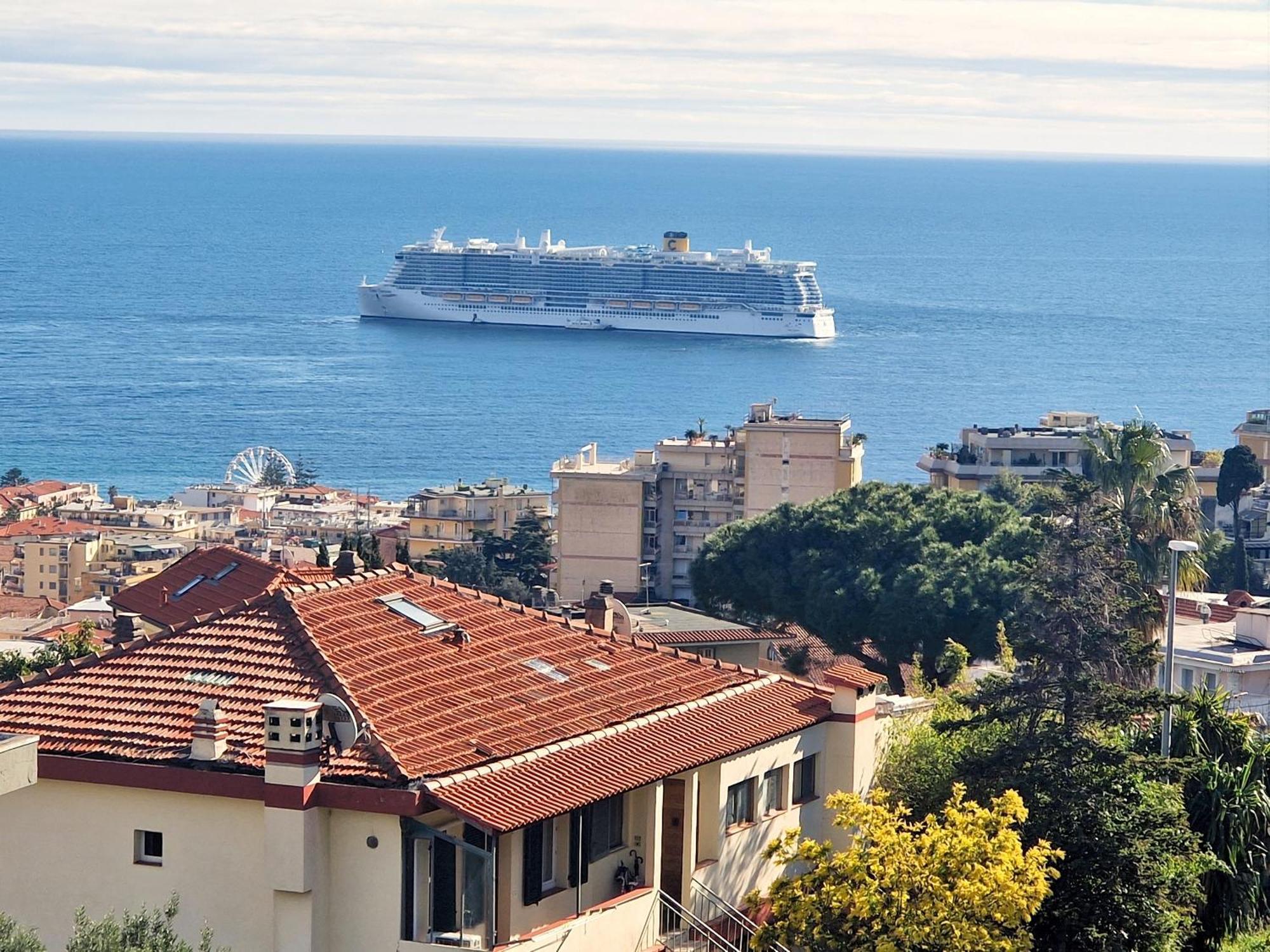 Il Paradiso Del Relax Private Room With Bathroom Parking Sanremo Exterior foto